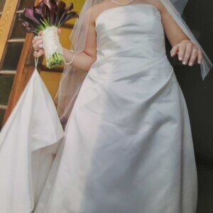 Kleinfeld Augusta Jones Strapless Duchess Satin Wedding dress